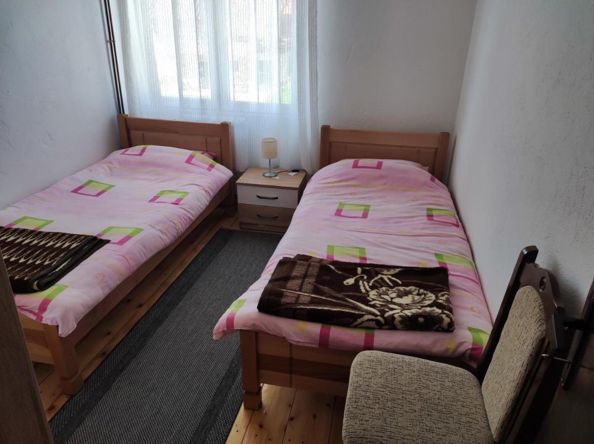 Apartment Phillip Rooms Žabljak Exteriör bild