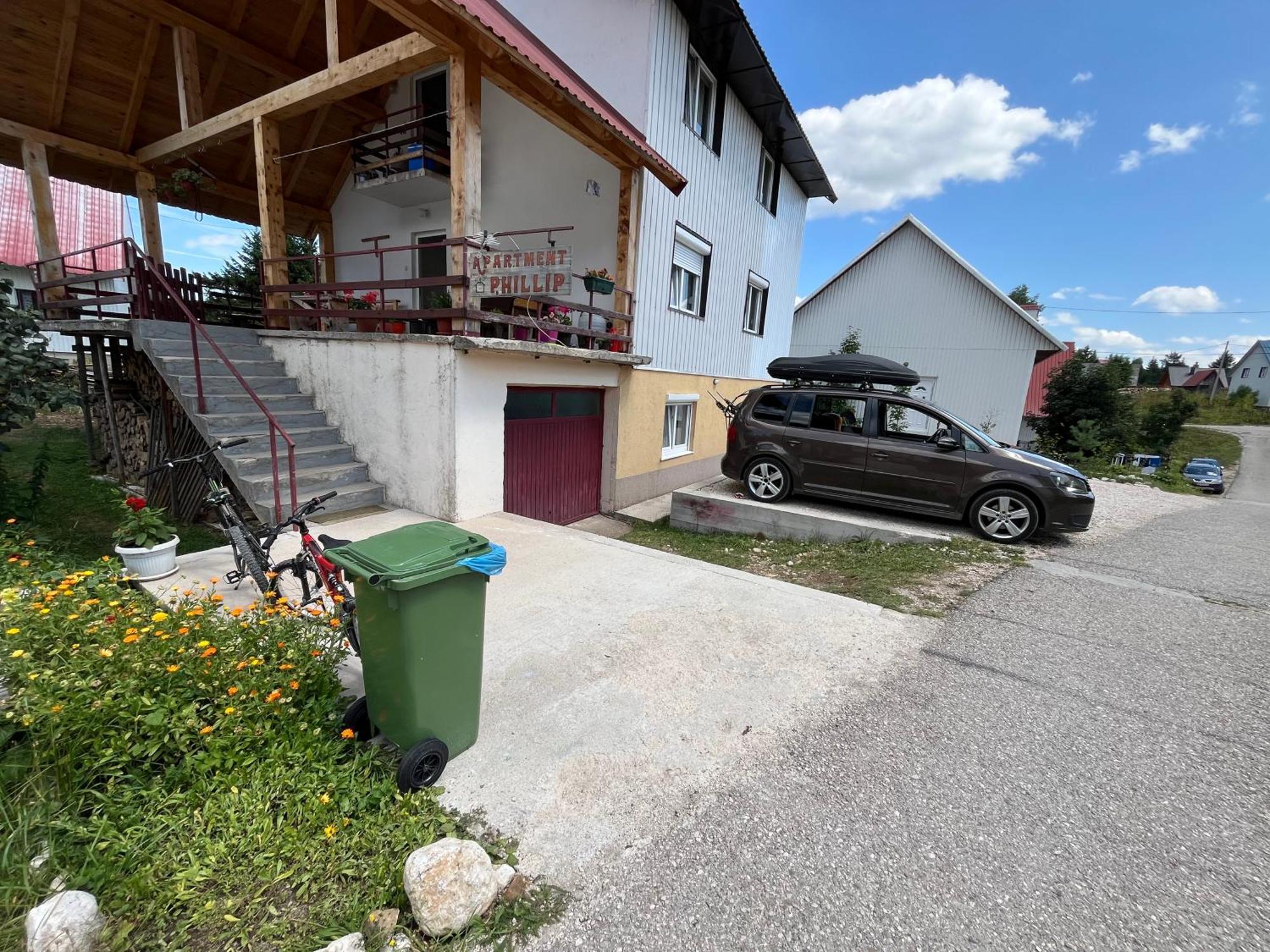 Apartment Phillip Rooms Žabljak Exteriör bild
